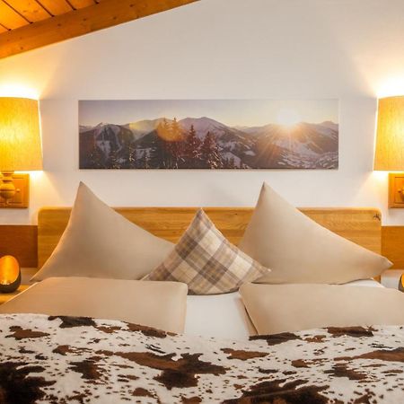 Hotel-Pension Schattberg Зальбах-Гінтерглемм Екстер'єр фото