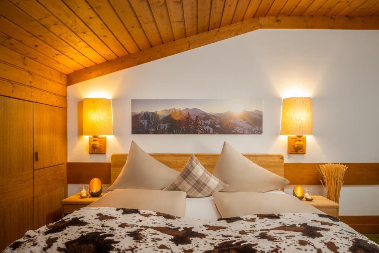 Hotel-Pension Schattberg Зальбах-Гінтерглемм Екстер'єр фото