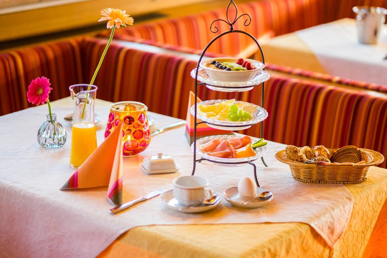 Hotel-Pension Schattberg Зальбах-Гінтерглемм Екстер'єр фото